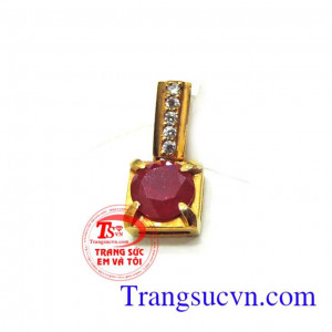 Mặt dây chuyền ruby