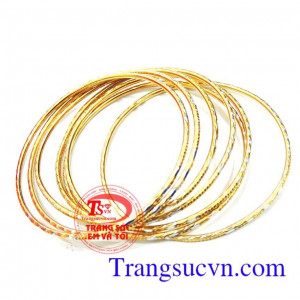 Vòng tuần vàng hợp thời trang