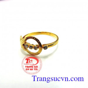 Nhẫn vàng tây nữ tinh tế