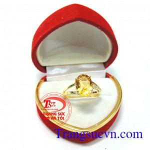 Nhẫn nữ thạch anh vàng