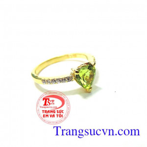 Nhẫn nữ peridot trái tim dành cho nữ chất lượng vàng đảm bảo,