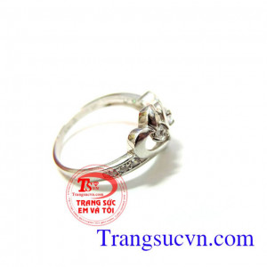 Nhẫn nữ trái tim vàng trắng