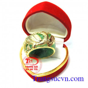 Nhẫn ngọc phượng hoàng