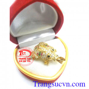 Mặt dây cóc gậm tiền