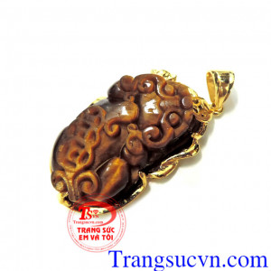 Tỳ hưu thạch anh mắt hổ bọc vàng