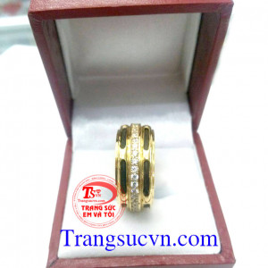 Nhẫn vàng tây nam thời trang đảm bảo chất lượng an toàn hiệu quả.