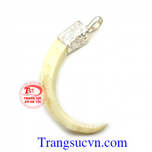 Mặt bạc nam đẹp được chế tác tinh xảo tỉ mỉ trên chất liệu bạc 925.