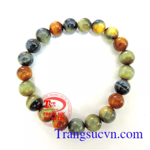 Chuỗi mắt hổ nâu vàng,Những người yếu bóng vía, không dám đi đêm, hãy đeo đá phong thuỷ mắt hổ để tăng cường trạng thái tinh thần, dũng khí, và cũng để trừ tà.