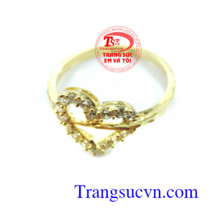 Nhẫn trái tim kết vàng nhẫn vàng tây nữ giá rẻ, nhẫn nữ vàng tây giá rẻ. nhẫn nữ gắn đá quý. với chất lượng cực kì đảm bảo. đảm bảo Quý khách sẽ hài lòng. Có Giấy Kiểm Đinh Nhẫn Nữ