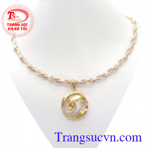 Bộ kiềng vàng tây tình yêu dành cho nữ hợp thời trang,bộ dây chuyền vàng tây,đảm bảo chất lượng,dây chuyền mặt dây đẹp,mặt vàng tây,dây kiểng cổ vàng,bảo hành 6 tháng,mặt dây chuyền vàng