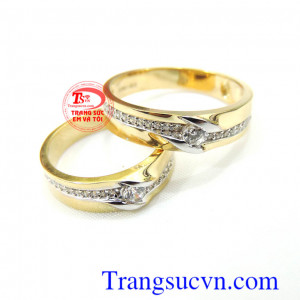 Đôi nhẫn hạnh phúc