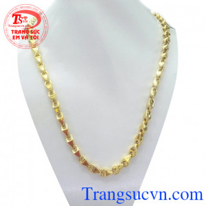 Dây chuyền vàng hợp thời trang