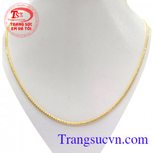 Dây chuyền vàng 75 Au Ý đảm bảo chất lượng,đeo hợp thời trang,sang trọng,dây chuyền nam vàng bền đẹp,đeo hợp thời trang,sáng bóng,uy tín nhiều năm,sản phẩm đẳng cấp