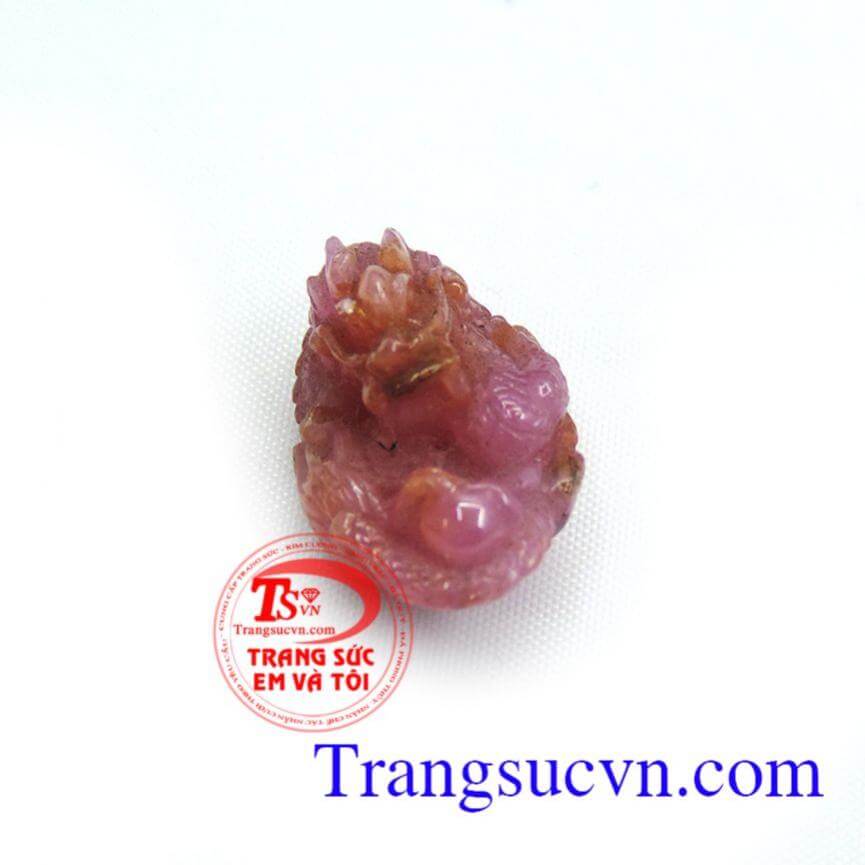 Rồng ruby nhỏ