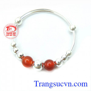 Lắc bạc trẻ em đá đỏ Lắc chân, lắc tay cho bé yêu từ đơn giản đến hình thù ngộ nghĩnh đánh yêu cho bé