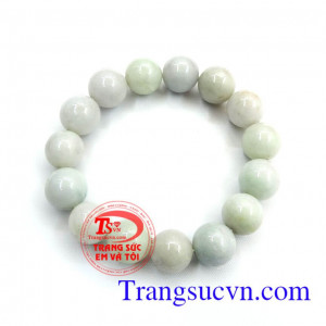 Chuỗi ngọc cẩm thạch xinh 