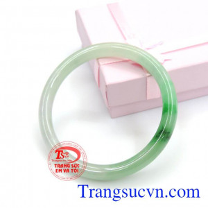 Vòng tay ngọc tự nhiên