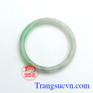 Vòng đeo tay cẩm thạch