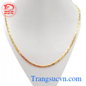 Dây chuyền kiểu cách vàng tây nhận đặt thiết kế theo yêu cầu.