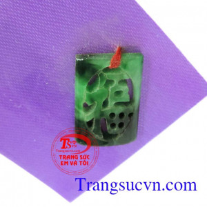 Mặt ngọc cẩm thạch jadeite