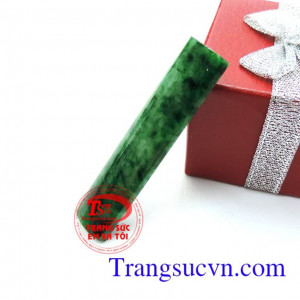 Thanh ngọc cẩm thạch