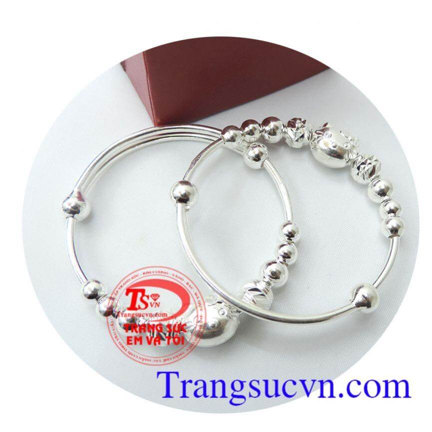 Lắc mèo kitty bạc dễ thương