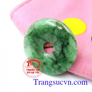 Mặt jadeite thiên nhiên