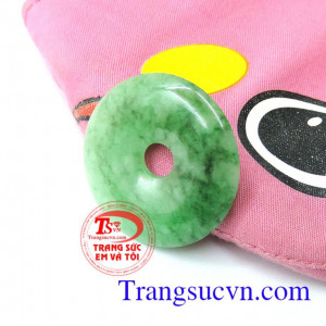 Mặt dây chuyền giá rẻ