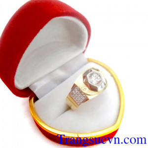Nhẫn vàng tây kim cương
