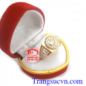 Nhẫn nam phong cách thời trang 2016, nhẫn nam vàng tây giá tốt, bảo hành 6 tháng, kèm giấy kiểm định uy tín, giao hàng toàn quốc. Nhẫn nam phong cách thời trang 2016 mang lại sự sang trọng, thời trang và đẳng cấp thời trang.
