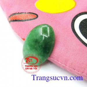 Mặt ngọc oval đẹp