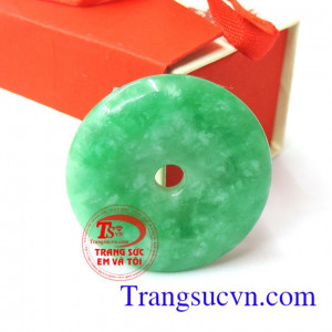 Ngọc cẩm thạch xanh ngọc tươi mát