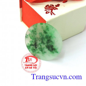 Ngọc jadeite gia bảo