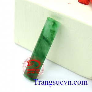 Mặt dây chuyền hình trụ