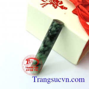 Mặt ngọc hình trụ may mắn