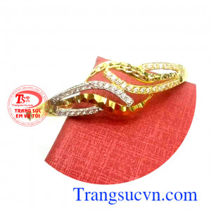 Vòng tay ý nghĩa tặng phái đẹp