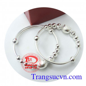 Lắc mèo kitty bạc dễ thương