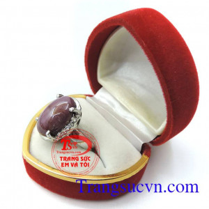 Nhẫn nữ ruby rẻ đẹp