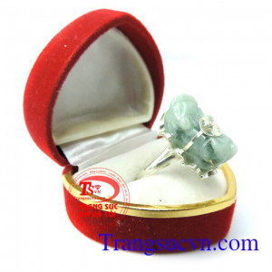 Nhẫn bạc nữ tỳ hưu tài lộc