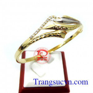 Vòng tay vàng sang trọng dành cho nữ,vòng tay vàng đeo hợp thời trang