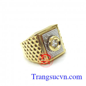 Nhẫn vàng trái thông