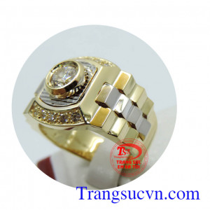 Nhẫn vàng bậc danh vọng được chế tác trên máy 3d được nét tinh tế,nhẫn nam bậc danh vọng phù hợp với người thông minh sáng dạ,biết nắm trước thời cơ trong tầm tay.nhẫn đeo hợp thời trang,Chất lượng vàng đảm bảo.
