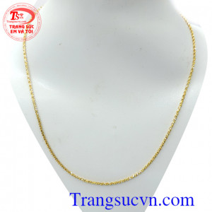 Dây chuyền trầu cau với ý tưởng quấn quanh như trầu với cau Trang Sức Em Và Tôi đã thiết kế và chế tác sợi dây chuyền cho nữ đeo hợp thời trang và tích xưa.