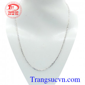 Vòng tròn tình yêu, Dây chuyền vàng trắng 10k Italy tượng trưng cho vẻ đẹp thanh thoát, tinh tế, là món quà ý nghĩa dành riêng cho người phụ nữ của bạn.