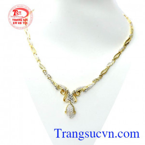 Kiềng vàng tây nữ