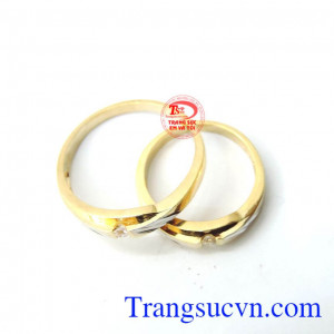 Nhẫn cưới tình yêu