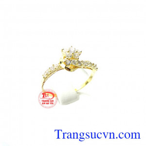 Nhẫn nữ cánh sao