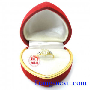 Nhẫn nữ trái tim vàng
