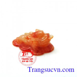 mặt ngọc cẩm thạch đỏ phong thủy, ngọc cẩm thạch giá rẻ, Mặt thiềm thừ tài lộc giao hàng toàn quốc.