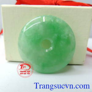 Mặt ngọc phong thủy đẹp